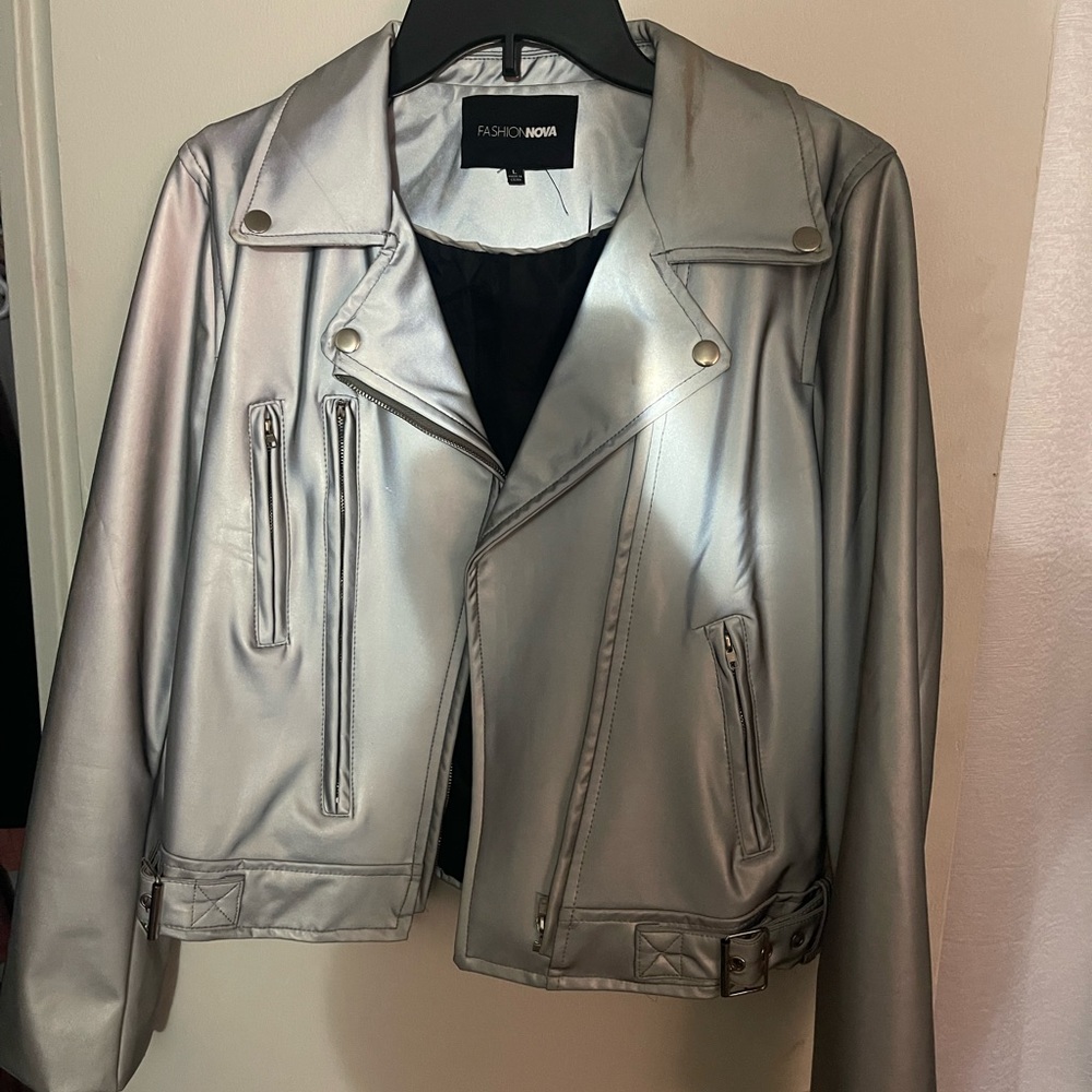 Fashion nova holographic jacket